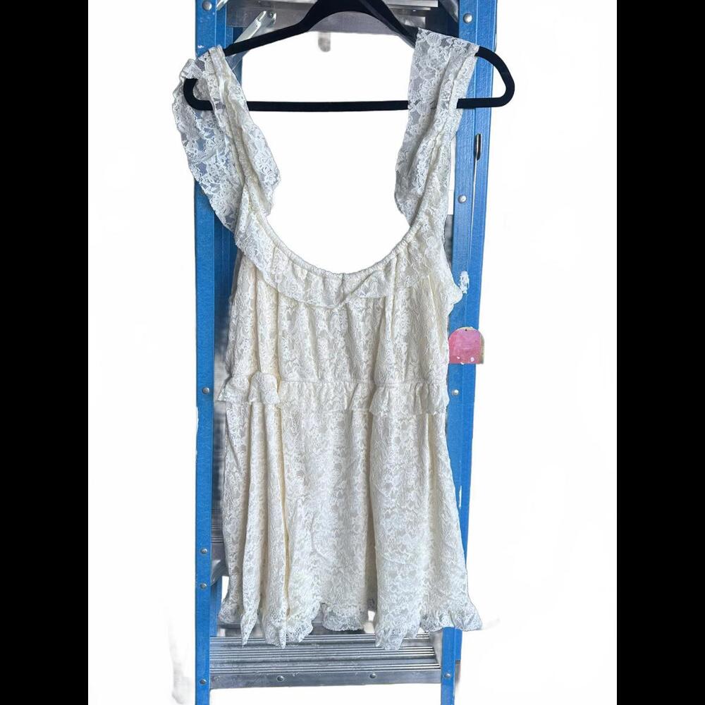 Charming Lace Detail Dress by Arula